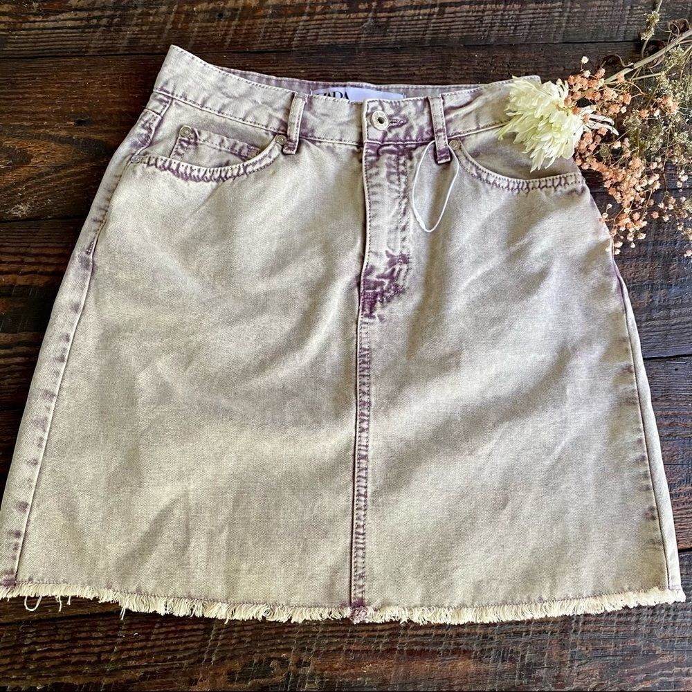 Zara faded denim mini skirt. NWOT. Sz XS